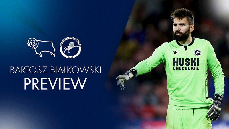 Goalkeeper Bartosz Bialkowski Millwall Thumps Ball Editorial Stock