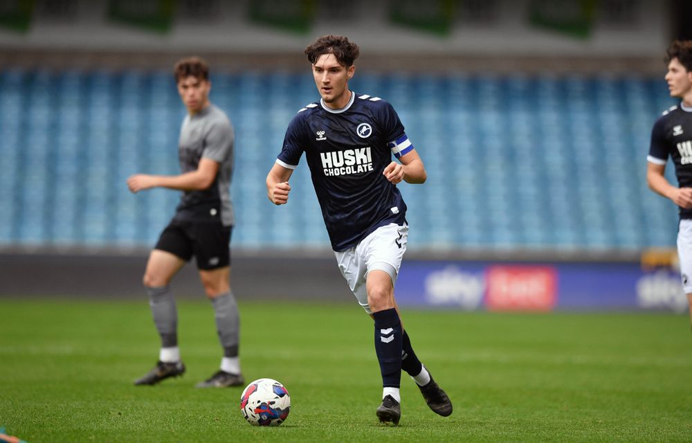 Millwall FC - Millwall's Besart Topalloj joins Bromley on loan