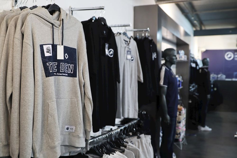 Millwall best sale lions store